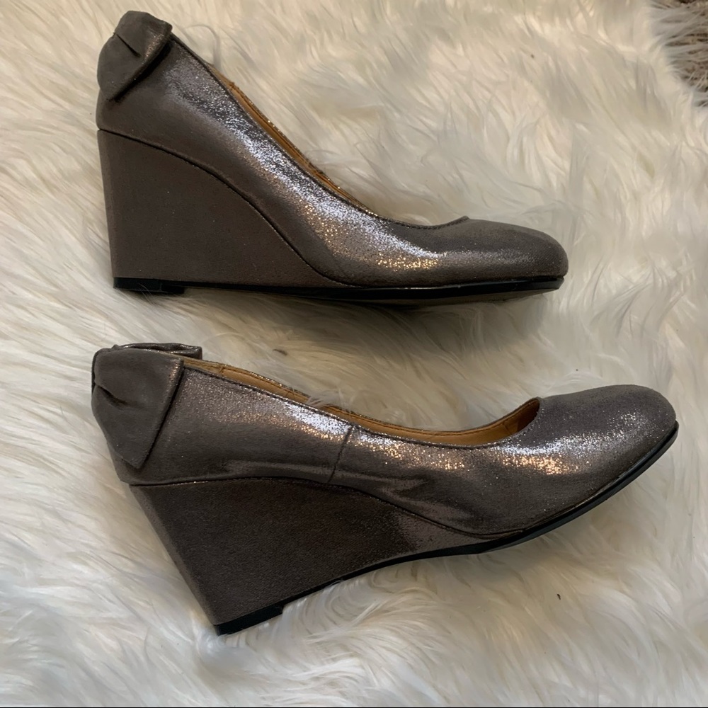 Report Silver Charcoal Wedge Heels Size 8